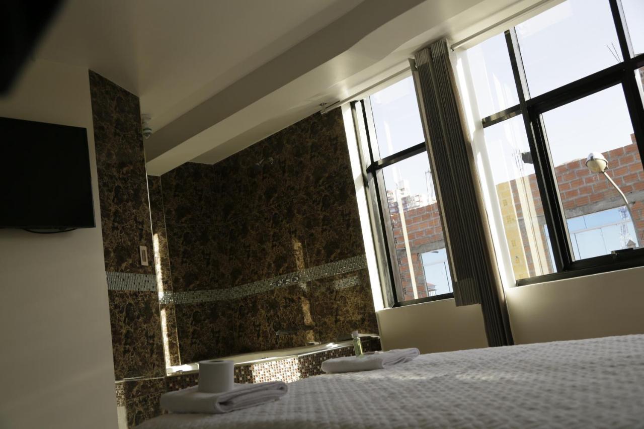 Puno Victoria Suites Esterno foto