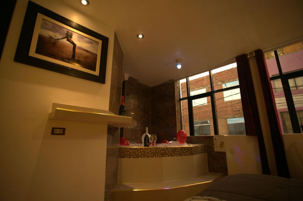 Puno Victoria Suites Esterno foto